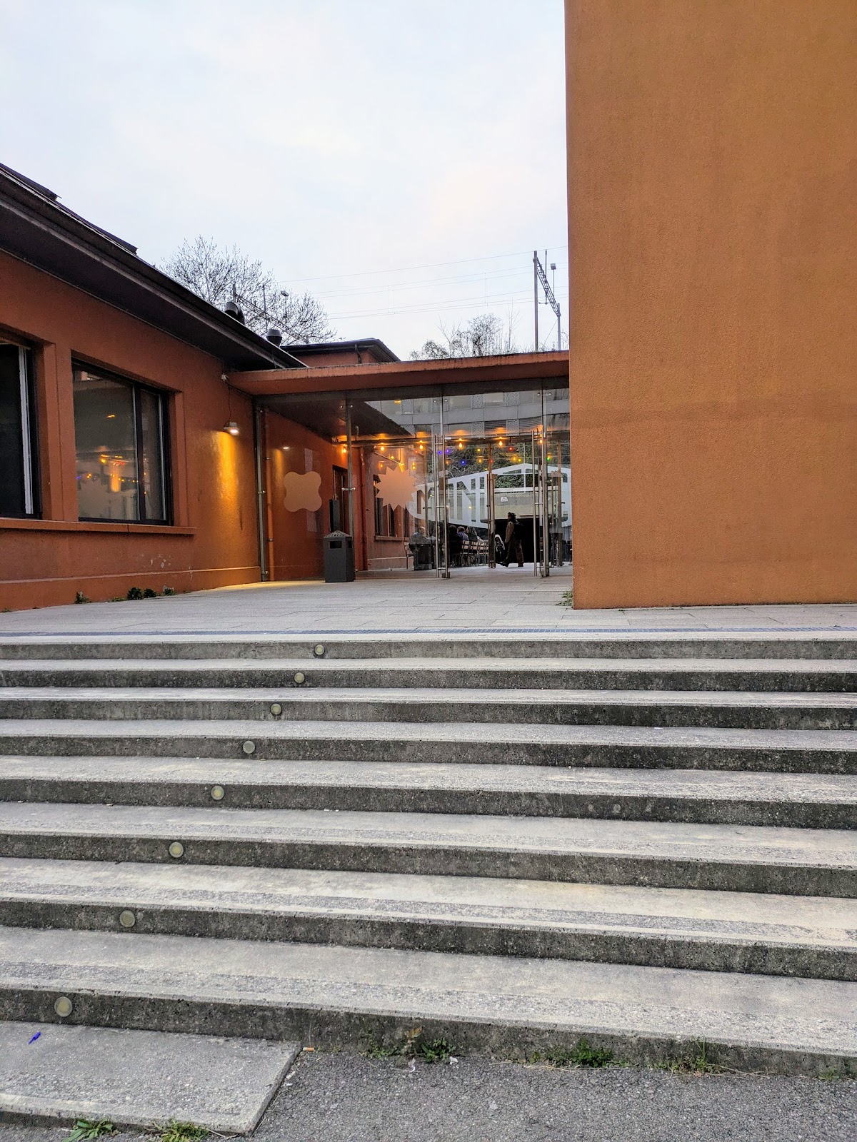 Haute école de théâtre de Suisse romande (HETSR) photo 4