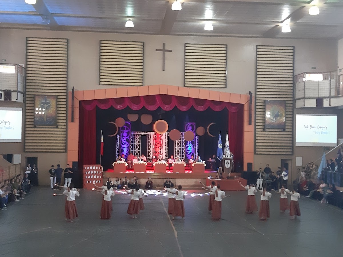 Saint Louis University photo 3