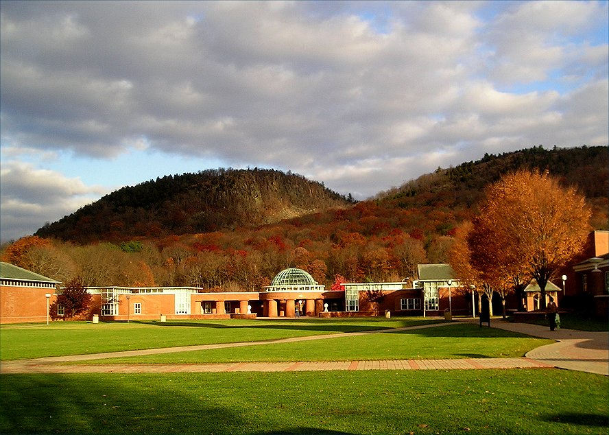 Quinnipiac University photo 3