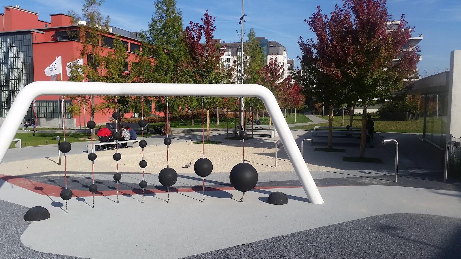 Haute école d'art et de design Genève (HEAD)