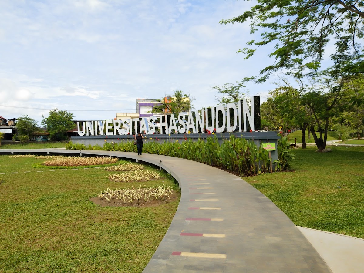 Hasanuddin University photo 2