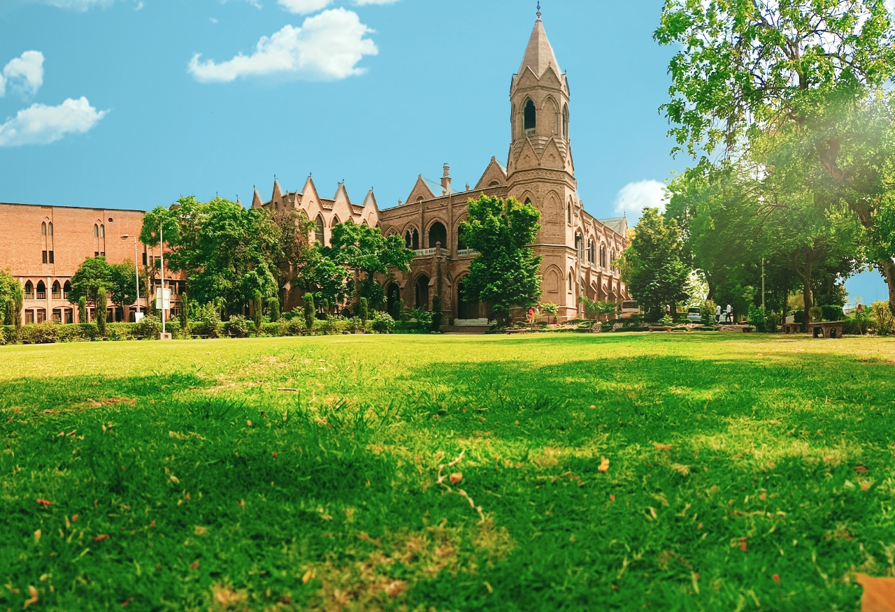 Government College University