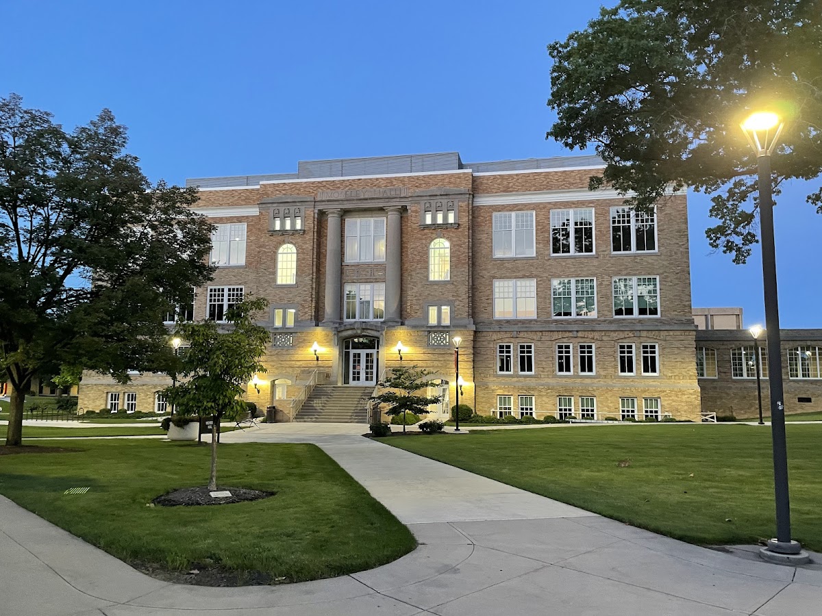 Bowling Green State University photo 3