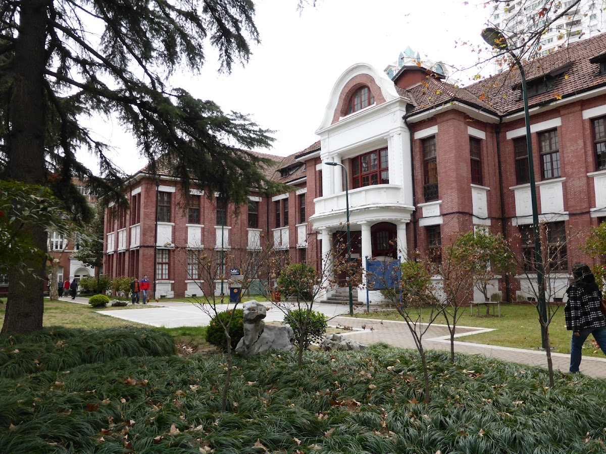 University of Shanghai for Science and Technology photo 6