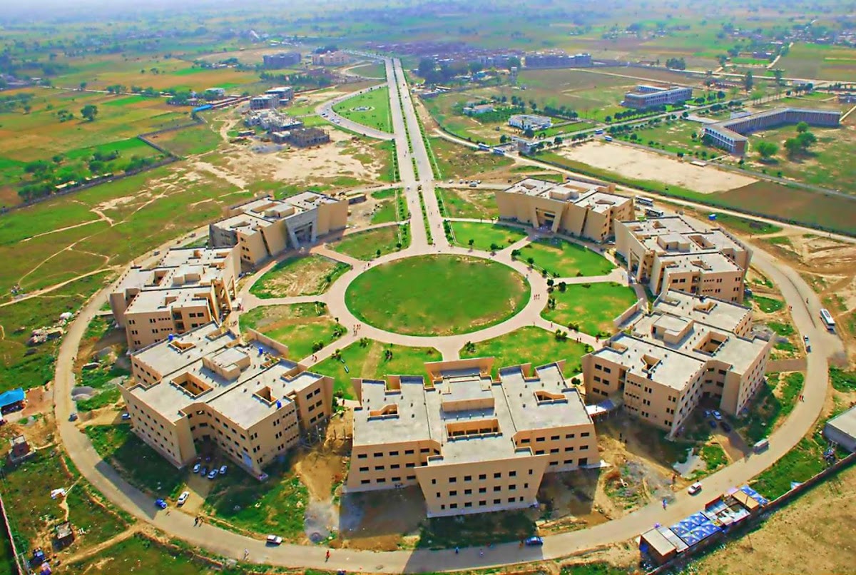 University of Gujrat photo 4