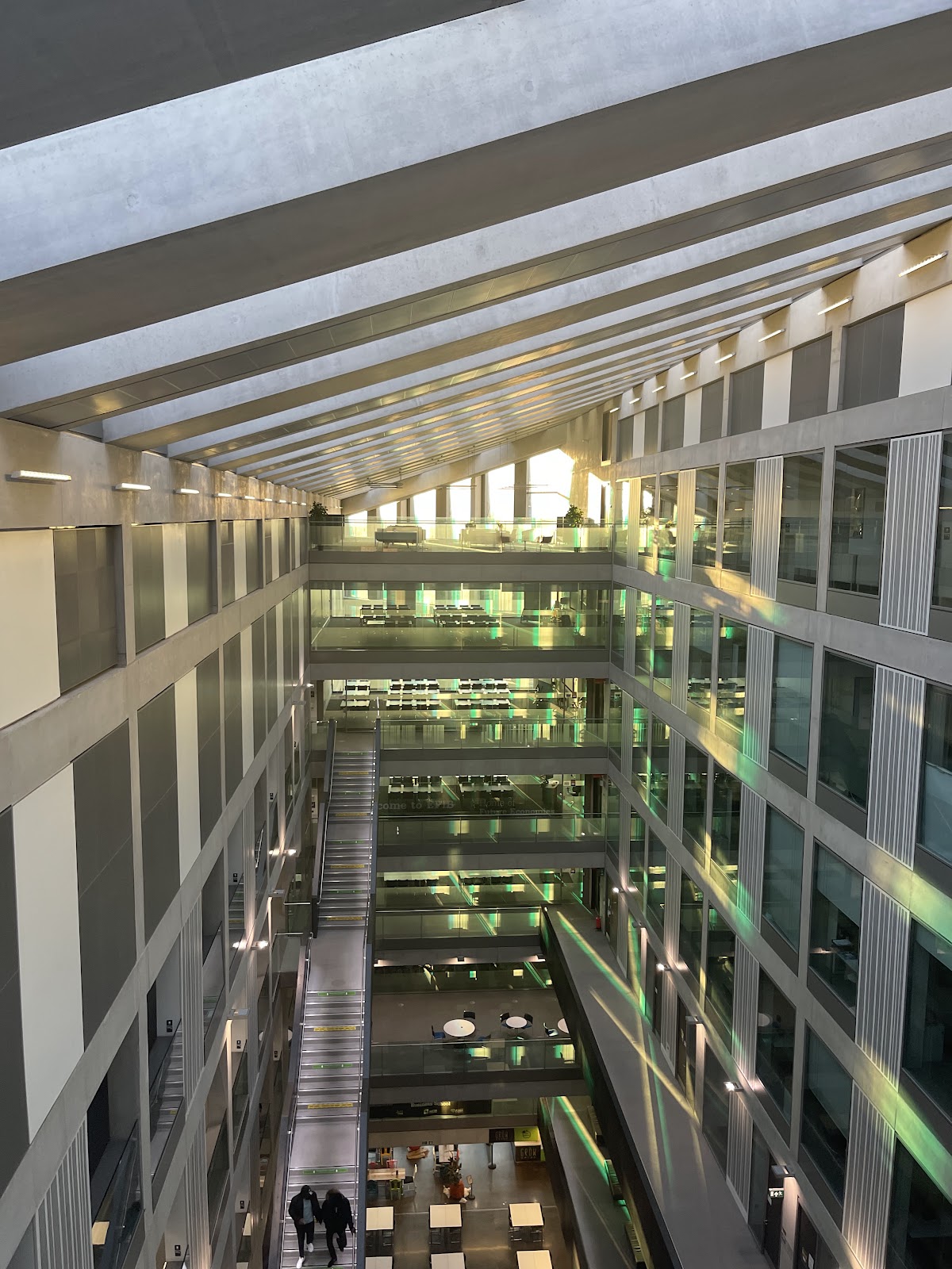 University of Manchester Metropolitan photo 7