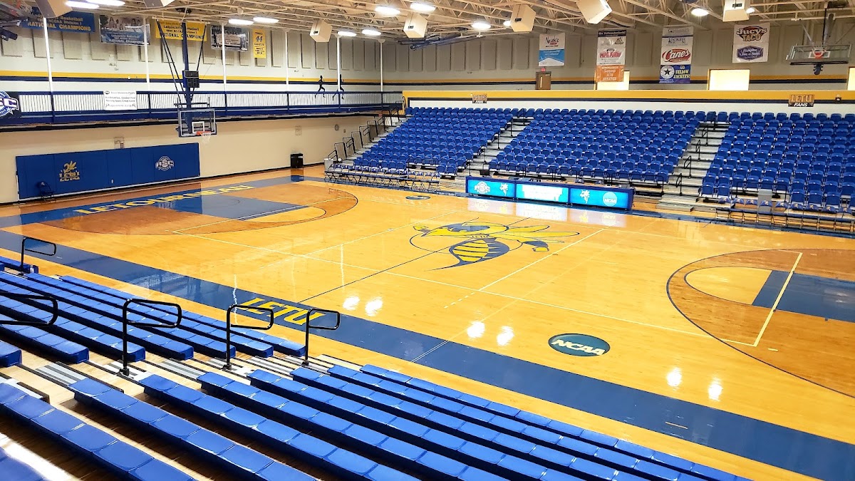 LeTourneau University photo 5