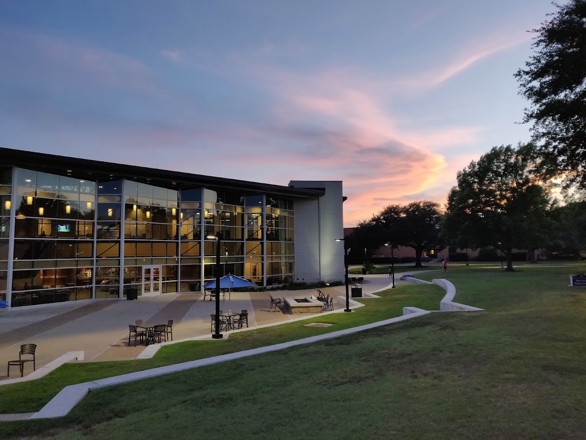 LeTourneau University photo 6