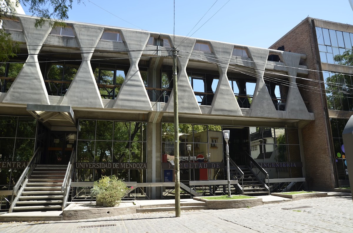 Universidad de Mendoza photo 2