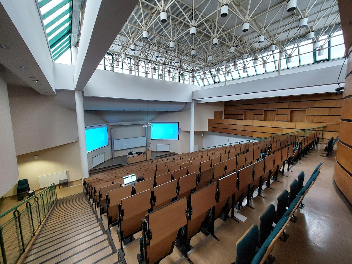 Lazarski University photo 5