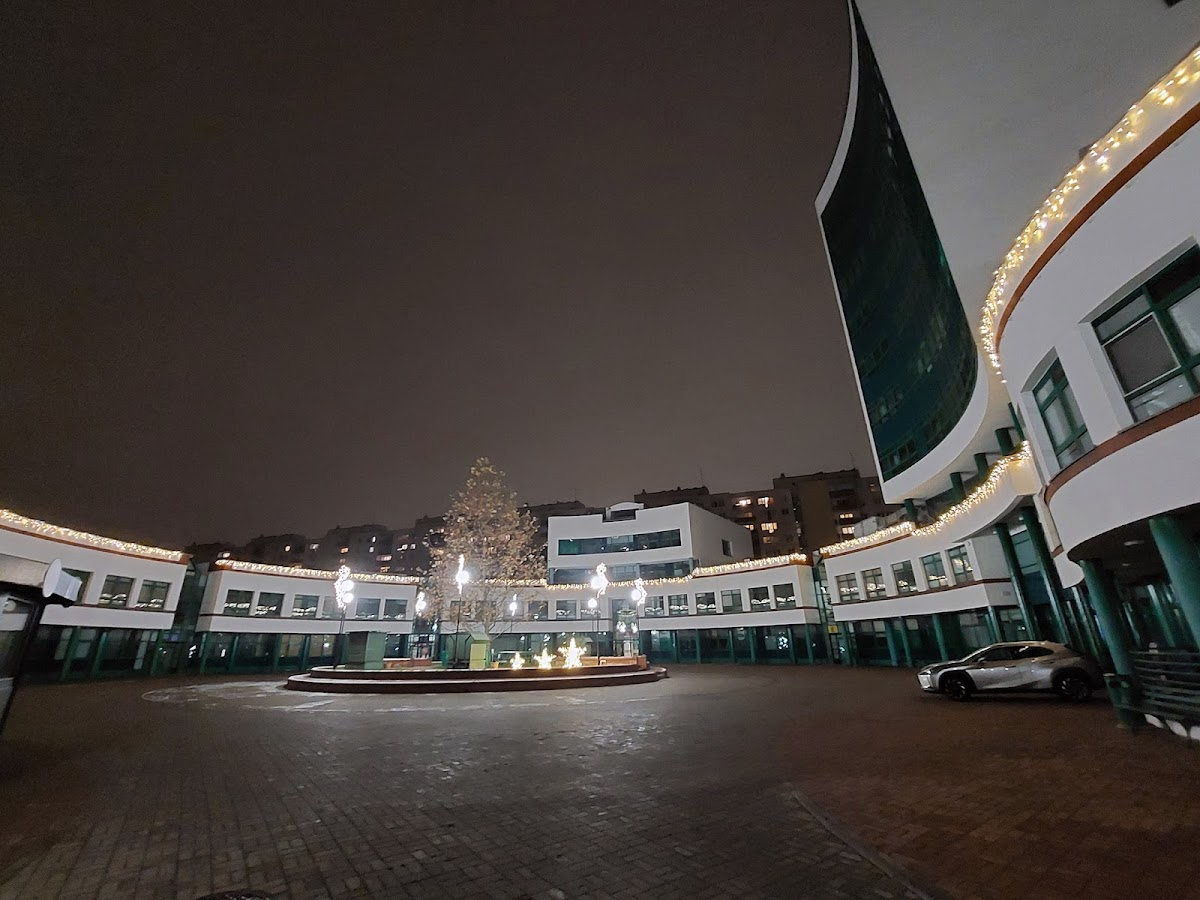 Lazarski University photo 6