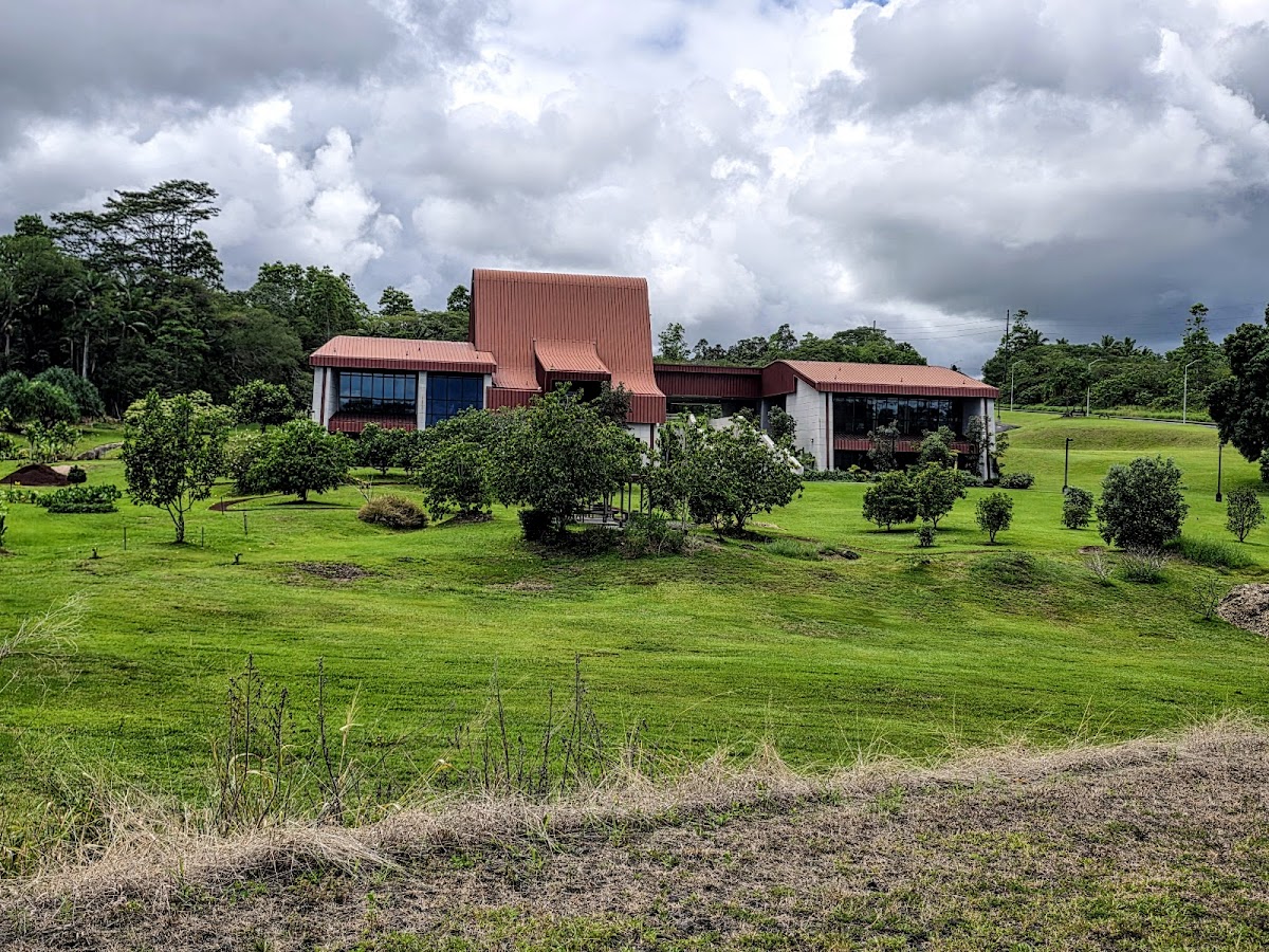 University of Hawaii Hilo photo 9