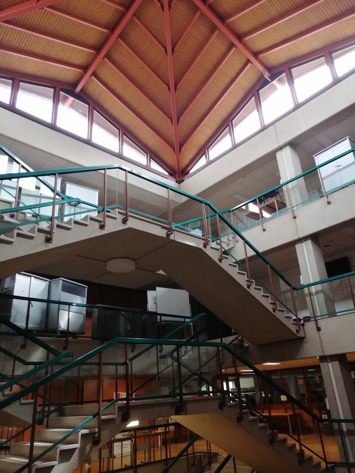 Haute école de santé Genève (HEdS) photo 8