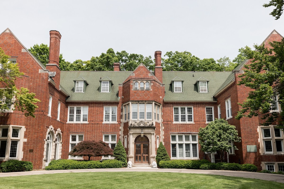 Aquinas College photo 5