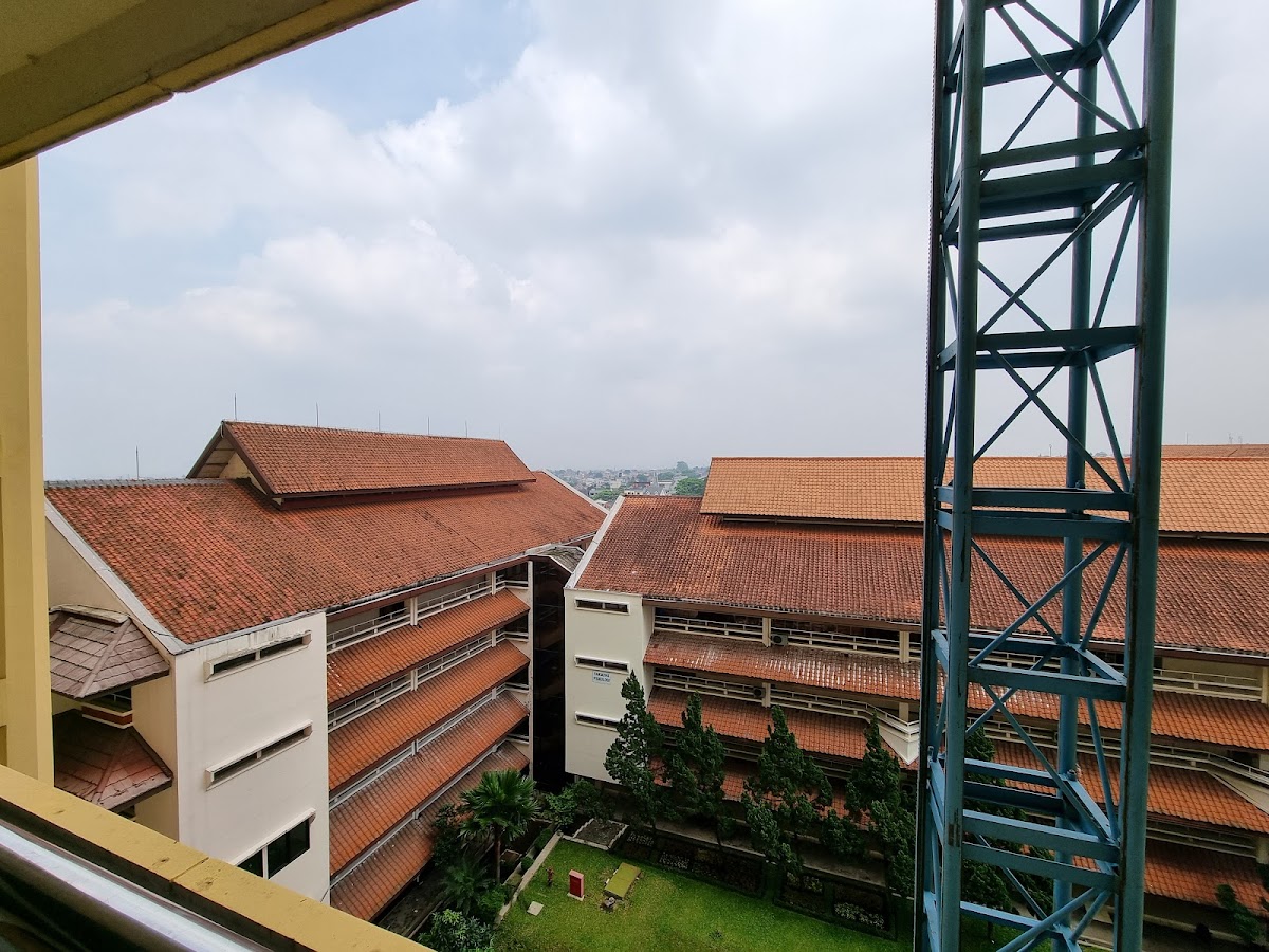 Universitas Kristen Maranatha photo 3