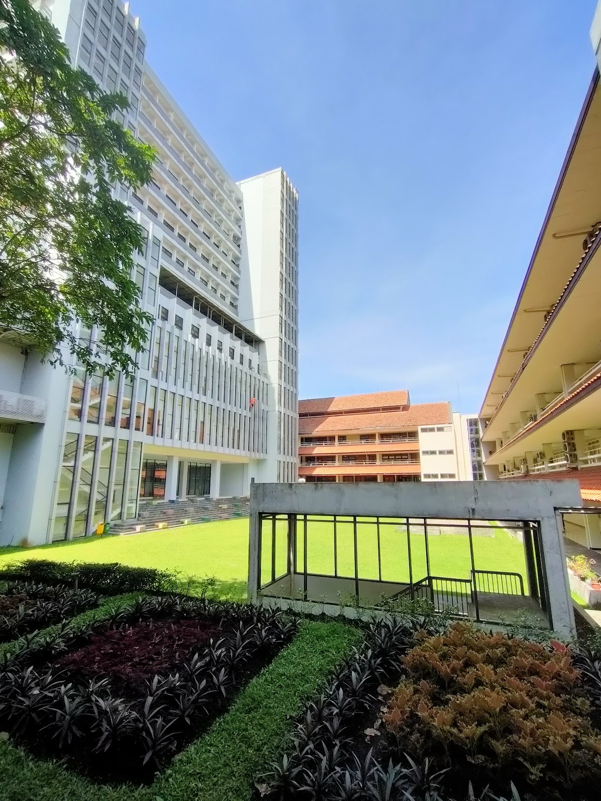 Universitas Kristen Maranatha photo 8