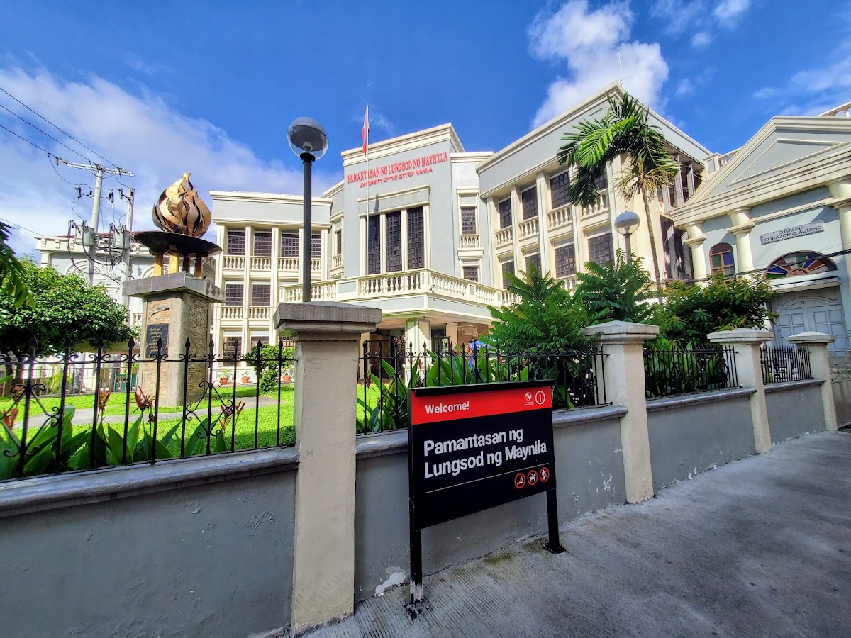 Pamantasan ng Lungsod ng Maynila (University of the City of Manila) photo 1
