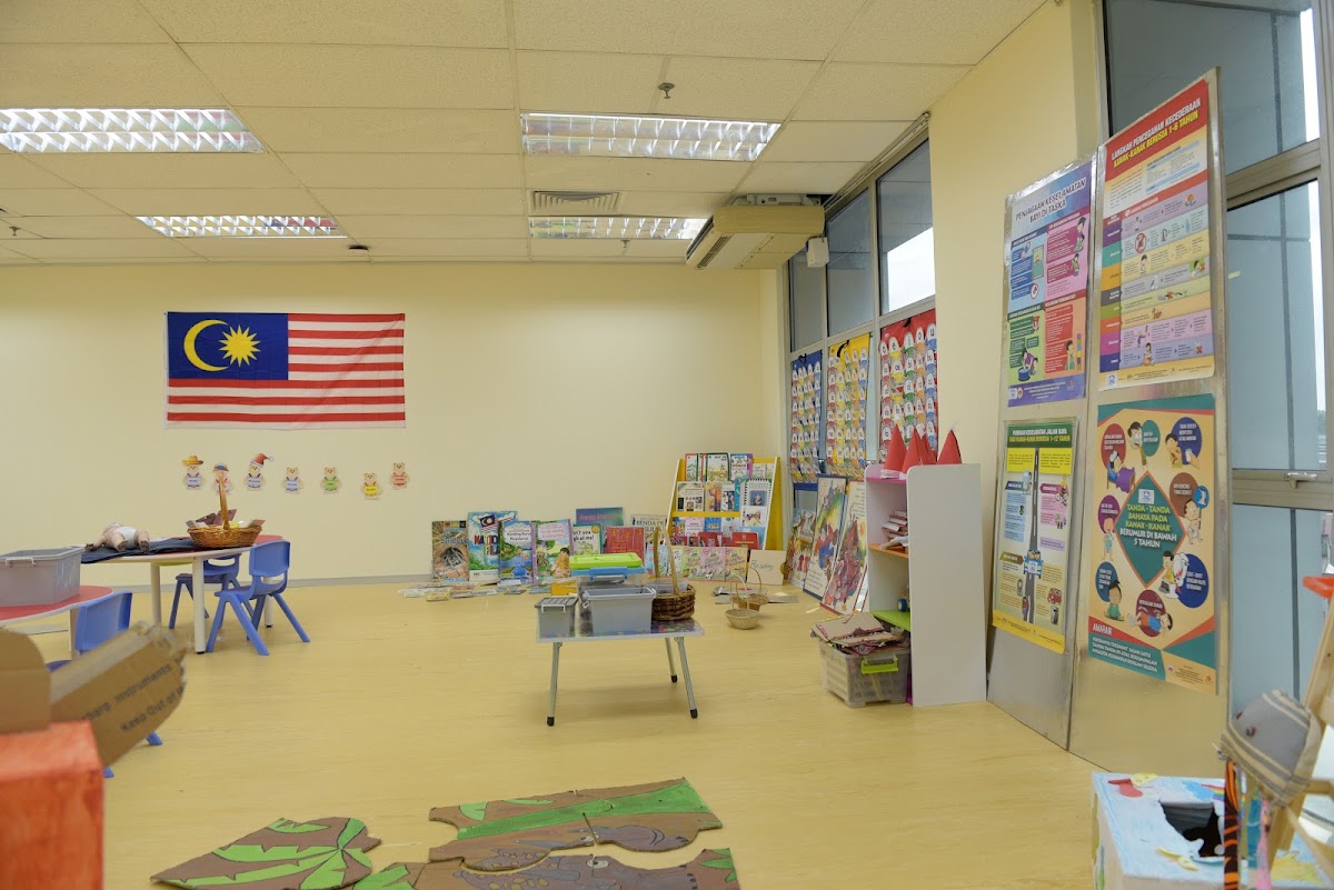 Asia e University photo 3