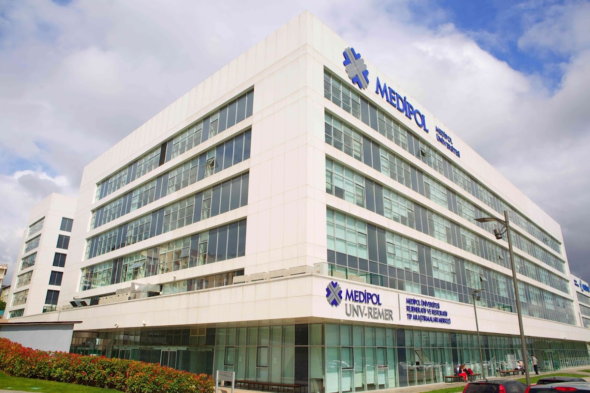 İstanbul Medipol University photo 2