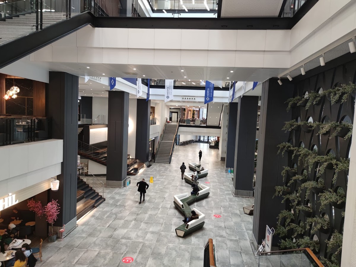 İstanbul Medipol University photo 6