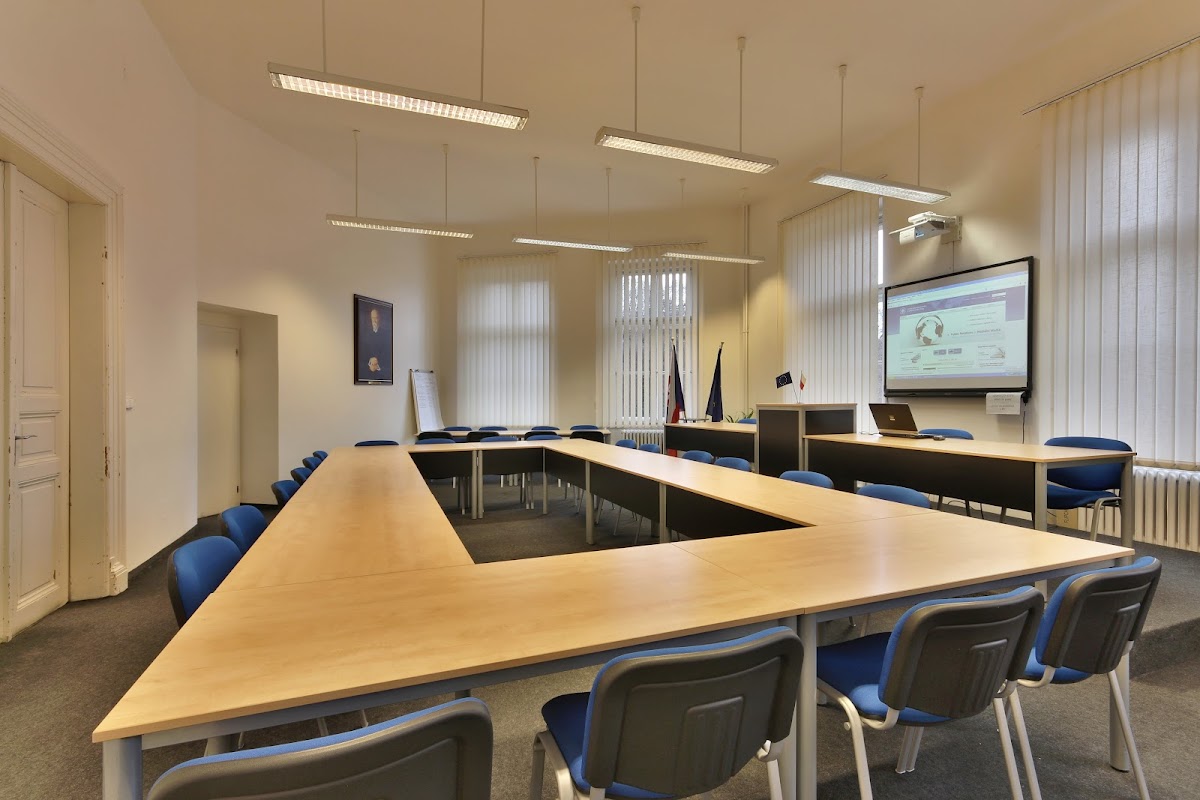 University of International and Public Relations Prague photo 5