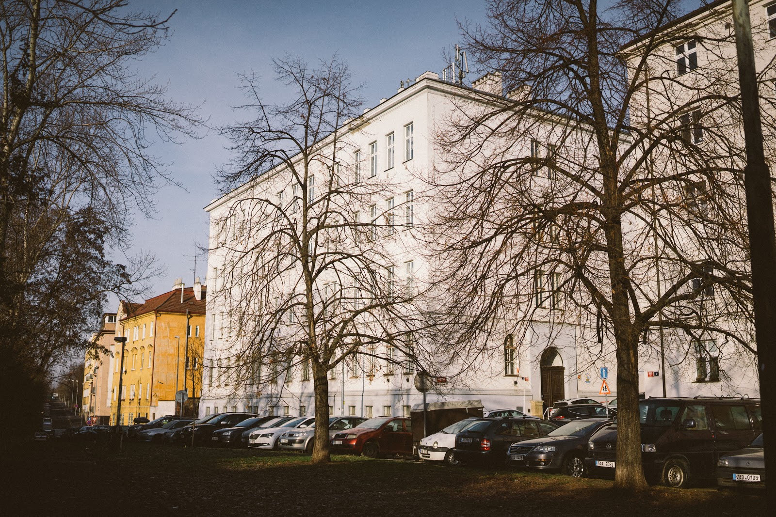 College of Regional Development and Banking Institute – AMBIS