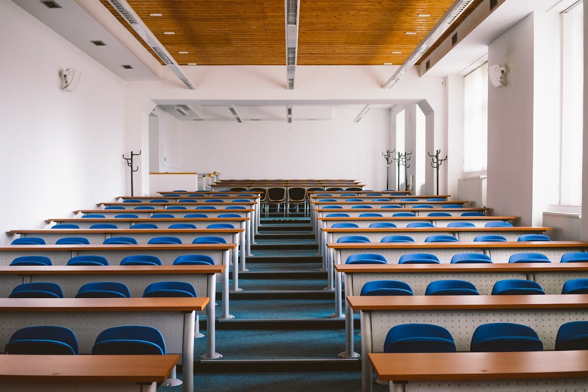 College of Regional Development and Banking Institute – AMBIS photo 2