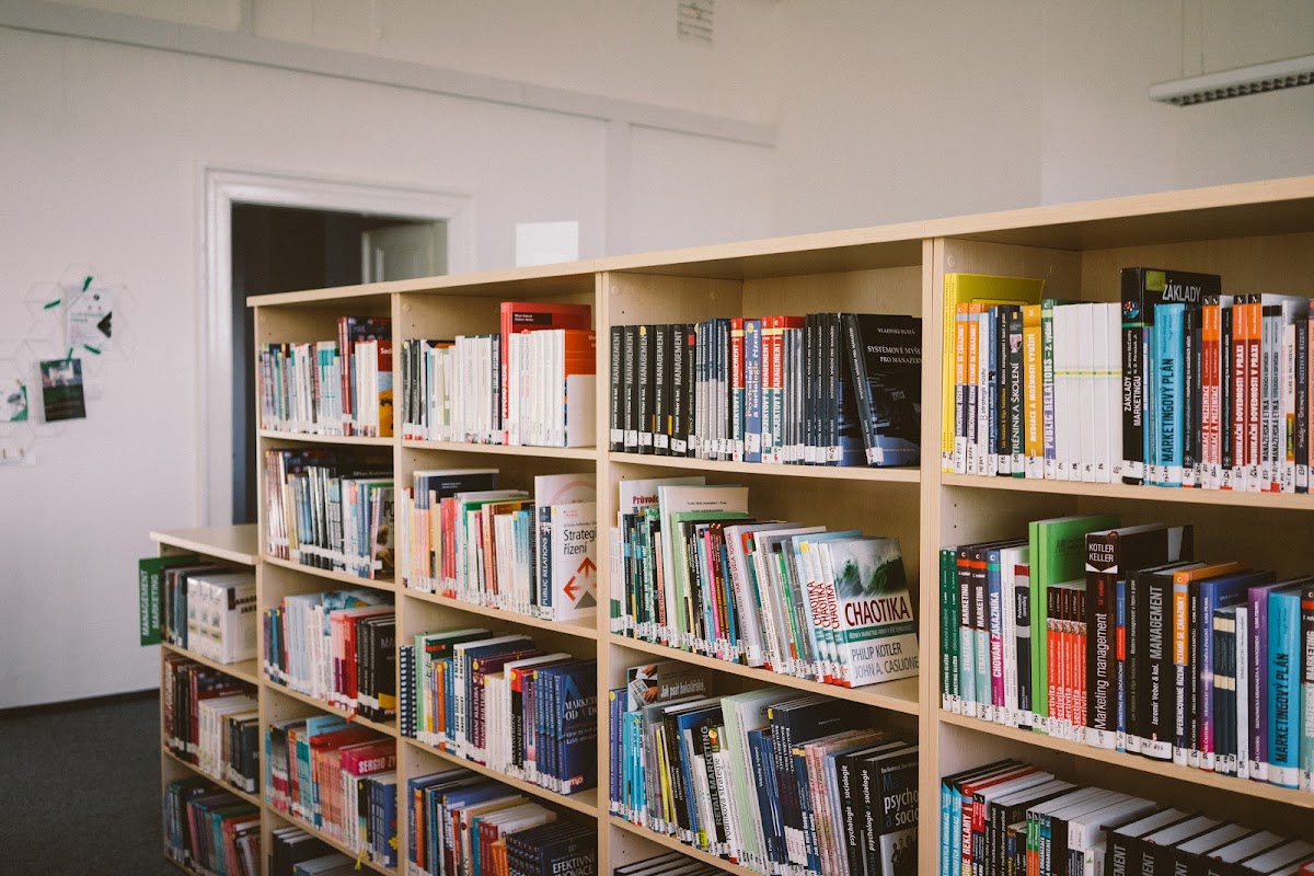 College of Regional Development and Banking Institute – AMBIS photo 3