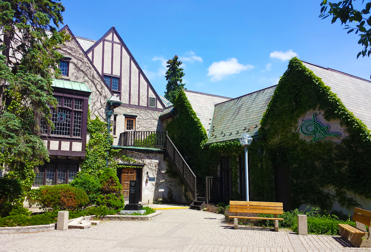 King's University College photo 1