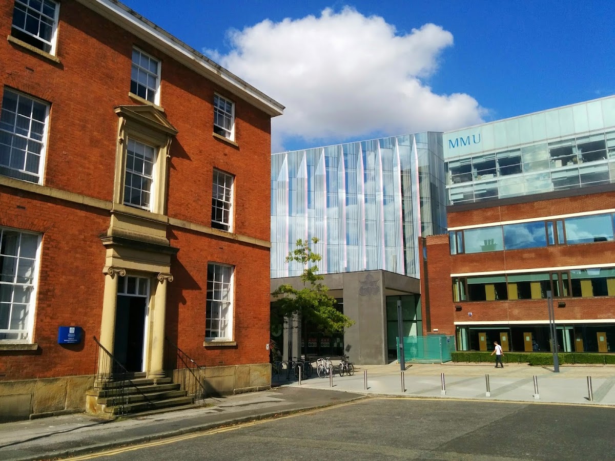 Manchester Metropolitan University photo 4