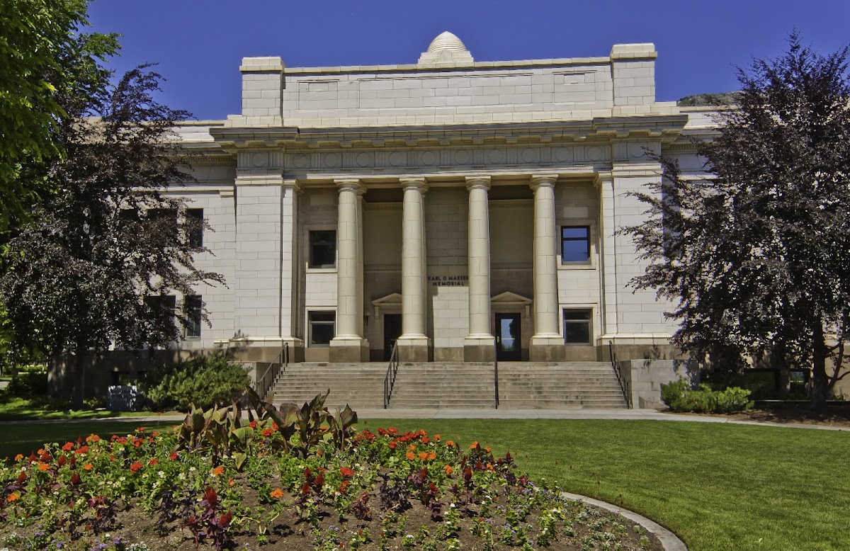 Brigham Young University photo 1