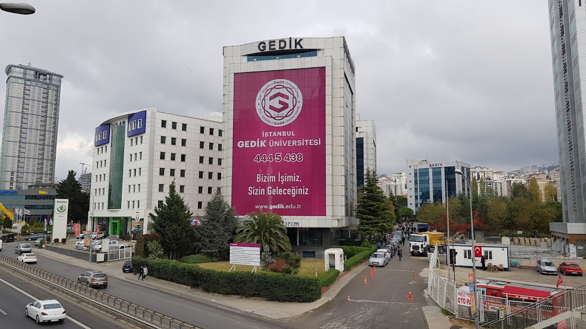 Gedik University photo 2