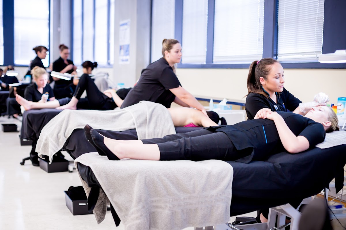 Universal College of Learning (UCOL) photo 2