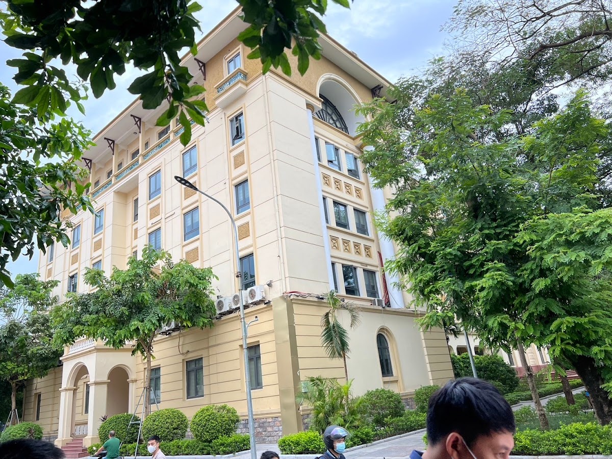 Hanoi University photo 7