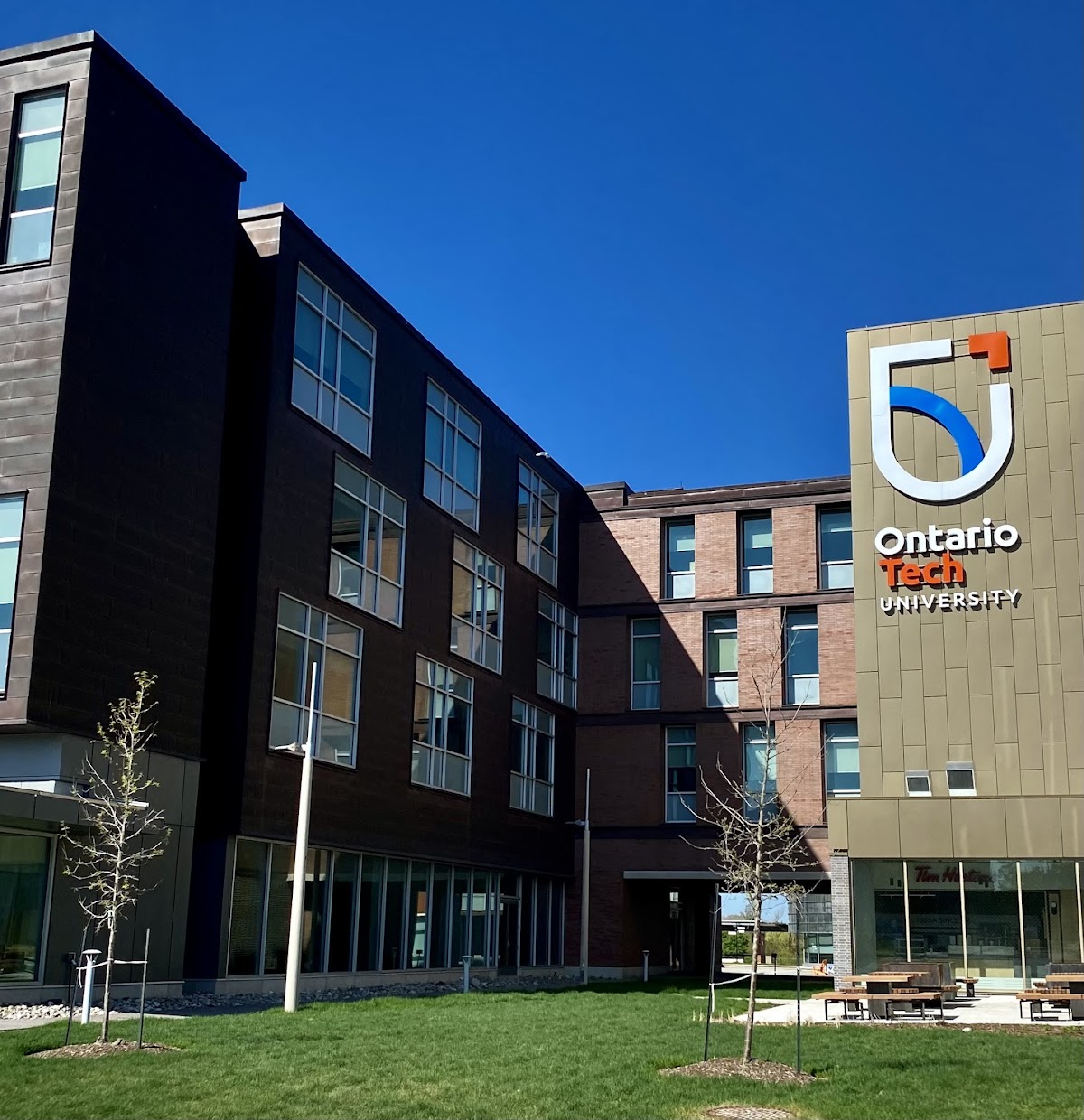 Ontario Institute of Technology photo 8