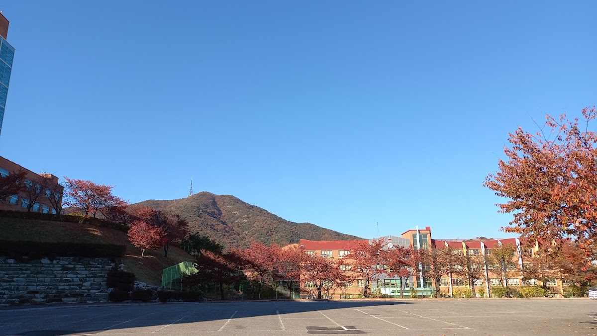 Gyeongin National University of Education photo 4