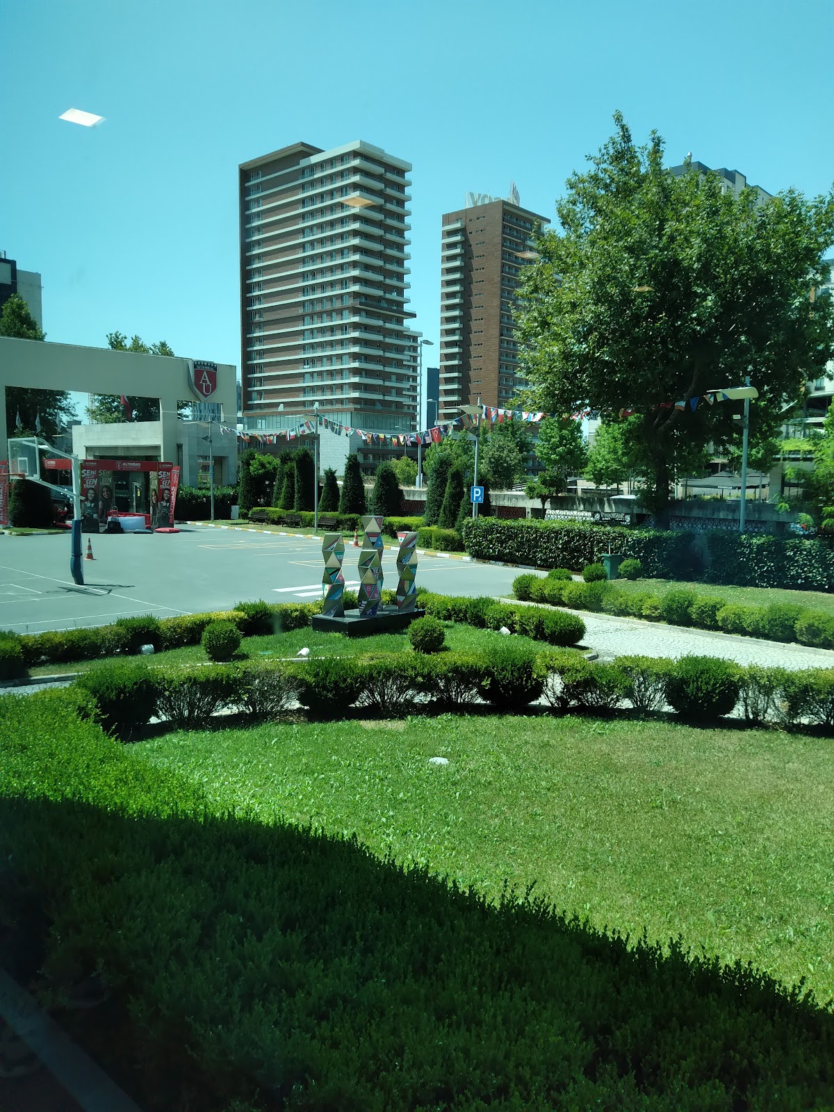 Altınbaş University photo 8