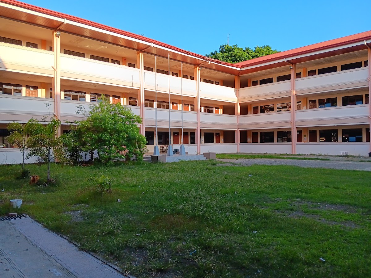 West Visayas State University photo 2