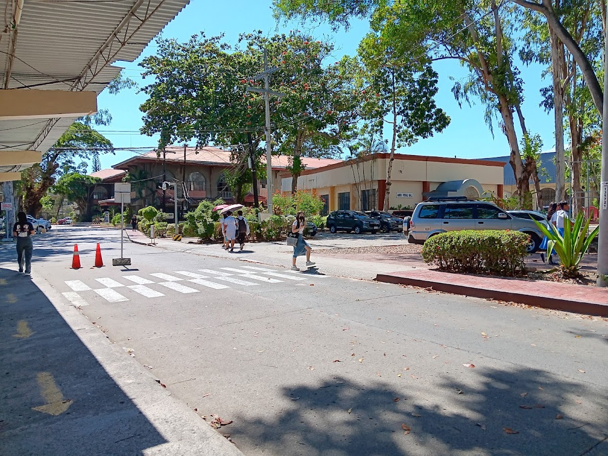 West Visayas State University photo 7