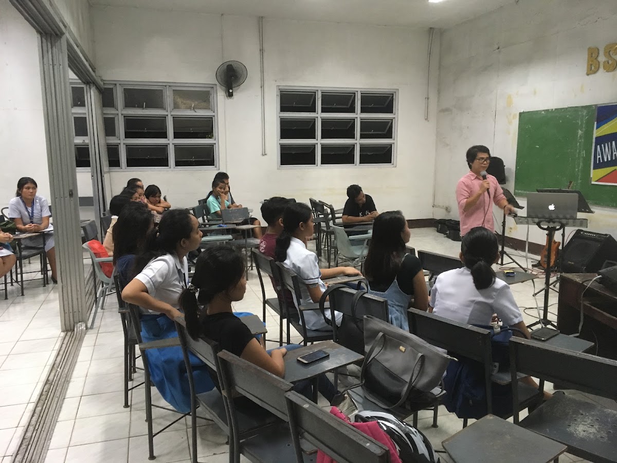 West Visayas State University photo 8