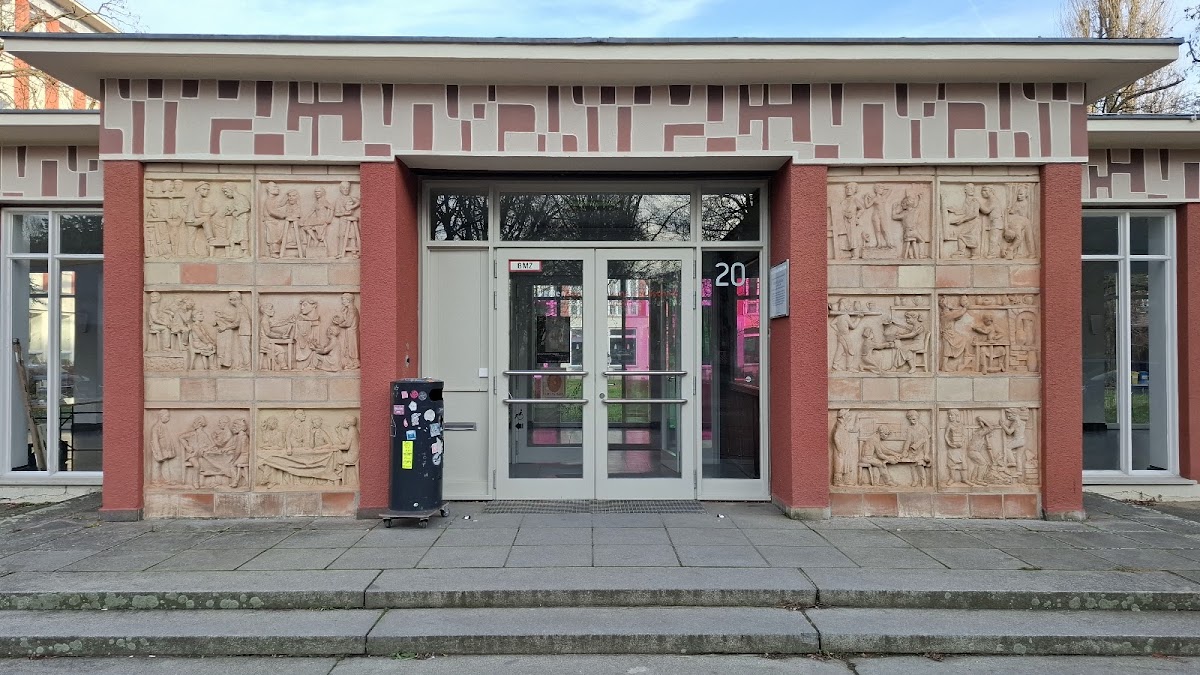 Kunsthochschule Berlin-Charlottenburg photo 1