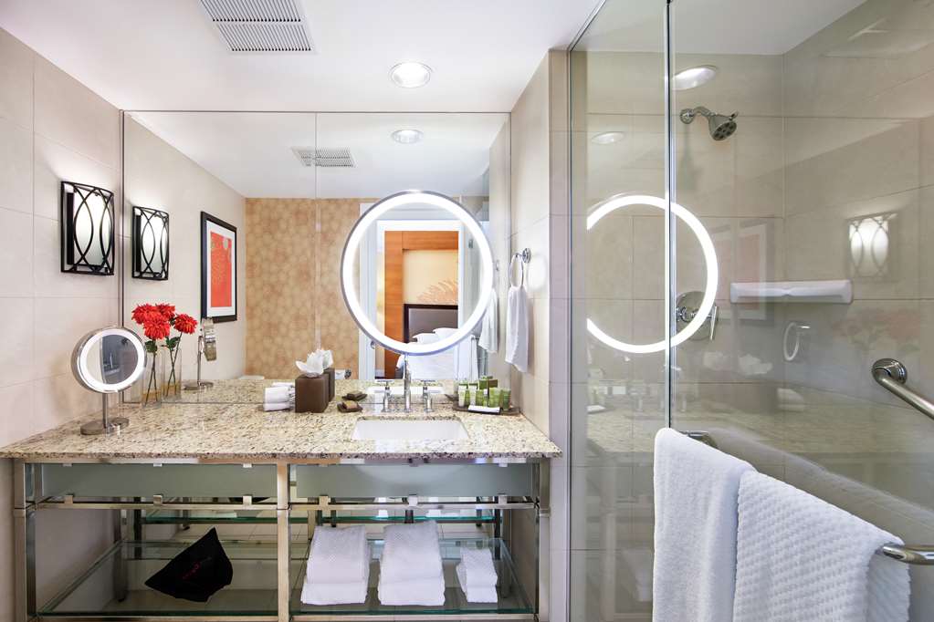 College of 3081 photo 4